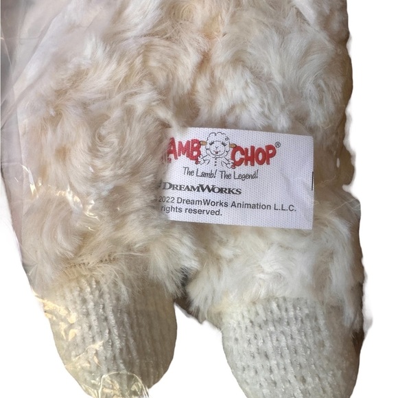Dreamworks Lamb Chop Furry Squeaky Toy - Picture 3 of 6